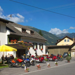 Отель Gasthof Hochalmspitze спортивное сооружение