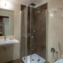 Floris Hotel 3* Номер Делюкс с различными типами кроватей фото 8