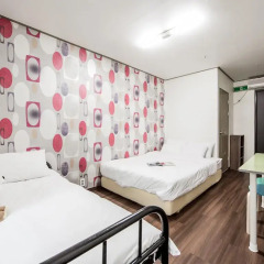 Отель Banana Backpackers 2* Стандартный номер с различными типами кроватей фото 6