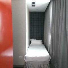 Hotel Re! @ Pearls Hill 4* Номер Премьер с различными типами кроватей