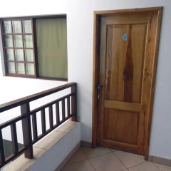 Отель Hostal Yaku Montañita Стандартный семейный номер с двуспальной кроватью фото 10