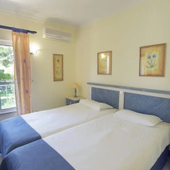 Отель Browns Sports & Leisure Club 4* Вилла разные типы кроватей фото 2