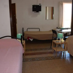 Отель Rose Santamaria Residence Кровать в женском общем номере фото 5