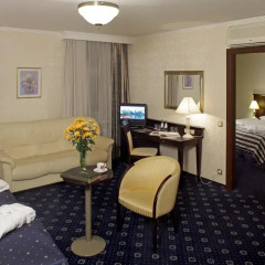 Rixwell Gertrude Hotel 4* Стандартный семейный номер с двуспальной кроватью фото 7