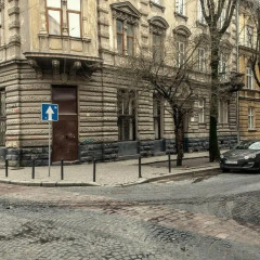 Гостиница 2-level apt on Kovzhuna str. парковка
