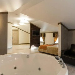 Гостиница Minihotel Monarkh Стандартный номер с двуспальной кроватью фото 5