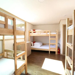 Отель Philstay Itaewon 2* Кровать в мужском общем номере с двухъярусной кроватью фото 4