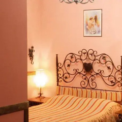 Spanish Patio Hotel комната для гостей