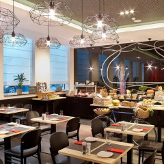 Отель Park Inn by Radisson Brussels Midi Бельгия, Брюссель - 5 отзывов об отеле, цены и фото номеров - забронировать отель Park Inn by Radisson Brussels Midi онлайн помещение для мероприятий фото 2