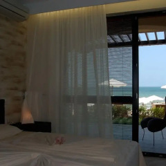 Отель Aparthotel Oasis VIP Club Солнечный берег комната для гостей фото 2