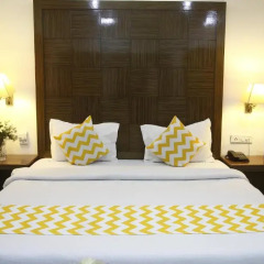Отель FabHotel Mohan International Paharganj 3* Номер Делюкс с различными типами кроватей