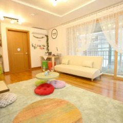 Отель Bounce Guesthouse Hongdae (Foreigners Only) комната для гостей фото 5