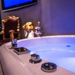 Отель Mdm Luxury Rooms Guesthouse 4* Люкс с различными типами кроватей фото 4