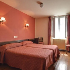 Отель Hostal Ayestaran I Испания, Ульцама - отзывы, цены и фото номеров - забронировать отель Hostal Ayestaran I онлайн комната для гостей фото 4