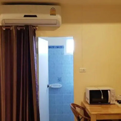 Апартаменты Parinya's Apartment Стандартный номер фото 4