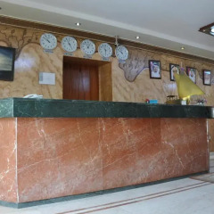 Отель Waves Hotel Ajman ОАЭ, Аджман - отзывы, цены и фото номеров - забронировать отель Waves Hotel Ajman онлайн интерьер отеля фото 3