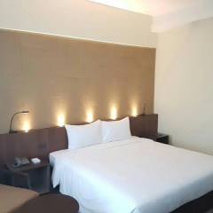 Louis' Tavern Hotel Don Muang 3* Стандартный номер с различными типами кроватей фото 5