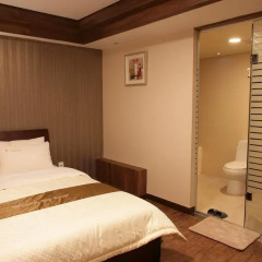 Hill house Hotel 3* Улучшенный номер с различными типами кроватей фото 4