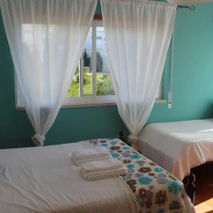 Хостел Ericeira Chill Hill Hostel & Private Rooms Стандартный номер разные типы кроватей фото 7