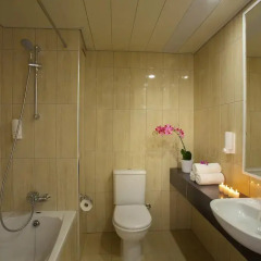 Queen's Bay Hotel 3* Стандартный номер с различными типами кроватей фото 5