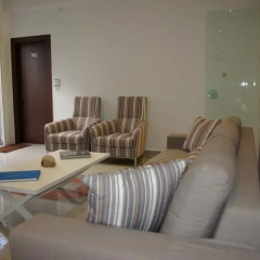 George Hotel