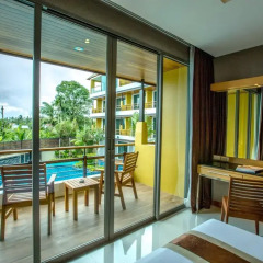 Отель Aqua Resort Phuket 4* Номер Делюкс с двуспальной кроватью фото 7
