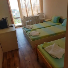 Отель Brilliantin Guest House Стандартный номер фото 5