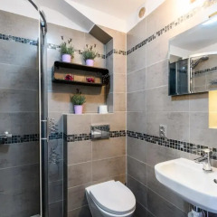 Отель Budgetplus Key Apartaments Pańska Польша, Варшава - отзывы, цены и фото номеров - забронировать отель Budgetplus Key Apartaments Pańska онлайн ванная