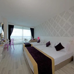 Raymar Hotels 5* Стандартный семейный номер с двуспальной кроватью фото 4