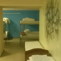Гостиница Kubrik Hostel в Перми 1 отзыв об отеле, цены и фото номеров - забронировать гостиницу Kubrik Hostel онлайн Пермь комната для гостей фото 3