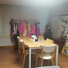 Отель High Street Guest House Hongdae 2* Кровать в женском общем номере с двухъярусной кроватью фото 11