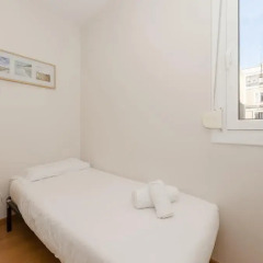 Отель Bbarcelona Apartments Plaza España Flats Испания, Барселона - отзывы, цены и фото номеров - забронировать отель Bbarcelona Apartments Plaza España Flats онлайн комната для гостей фото 4