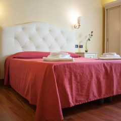 Отель Best Suites Trevi 4* Улучшенный номер с различными типами кроватей фото 4