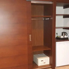 Rox Hotel сейф в номере