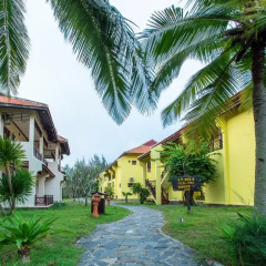 Отель Agribank Hoi An Beach Resort 3* Номер Делюкс с различными типами кроватей фото 2