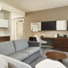 DoubleTree by Hilton Hotel Wroclaw 5* Люкс с различными типами кроватей фото 3