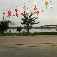 Отель Riverside Plum Garden Homestay 2* Улучшенный номер с различными типами кроватей фото 8