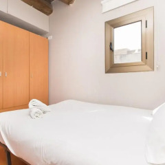 Апартаменты Ainb Raval Hospital Apartments Апартаменты