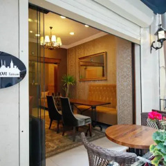Отель Royem Suites вид на фасад