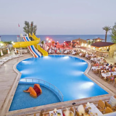 Club Hotel Sunbel бассейн