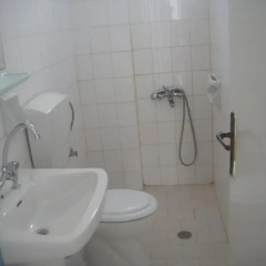 Creta Hostel ванная