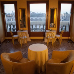 Отель Locanda Ai Santi Apostoli гостиничный бар