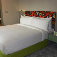 Отель ibis Styles Dubai Jumeira Стандартный номер с различными типами кроватей