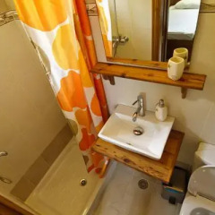Отель Mango Rooms Родос ванная