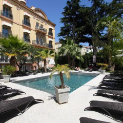 Отель Golden Tulip Cannes Hotel de Paris Франция, Канны - 1 отзыв об отеле, цены и фото номеров - забронировать отель Golden Tulip Cannes Hotel de Paris онлайн бассейн фото 2