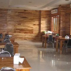 Nakara Montra Hotel гостиничный бар