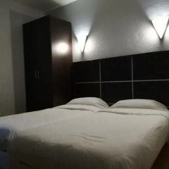 Отель Hôtel Du Globe 18 2* Стандартный номер с различными типами кроватей