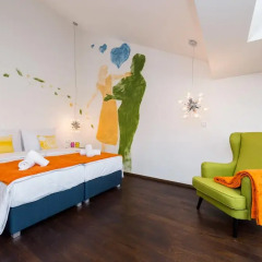 Апартаменты EMPIRENT Mucha Apartments детские мероприятия