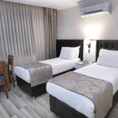 Monarch Hotel 3* Стандартный номер с различными типами кроватей фото 4