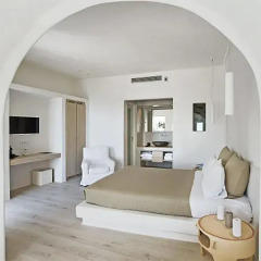 Отель Porto Fira Suites 4* Полулюкс с различными типами кроватей фото 3